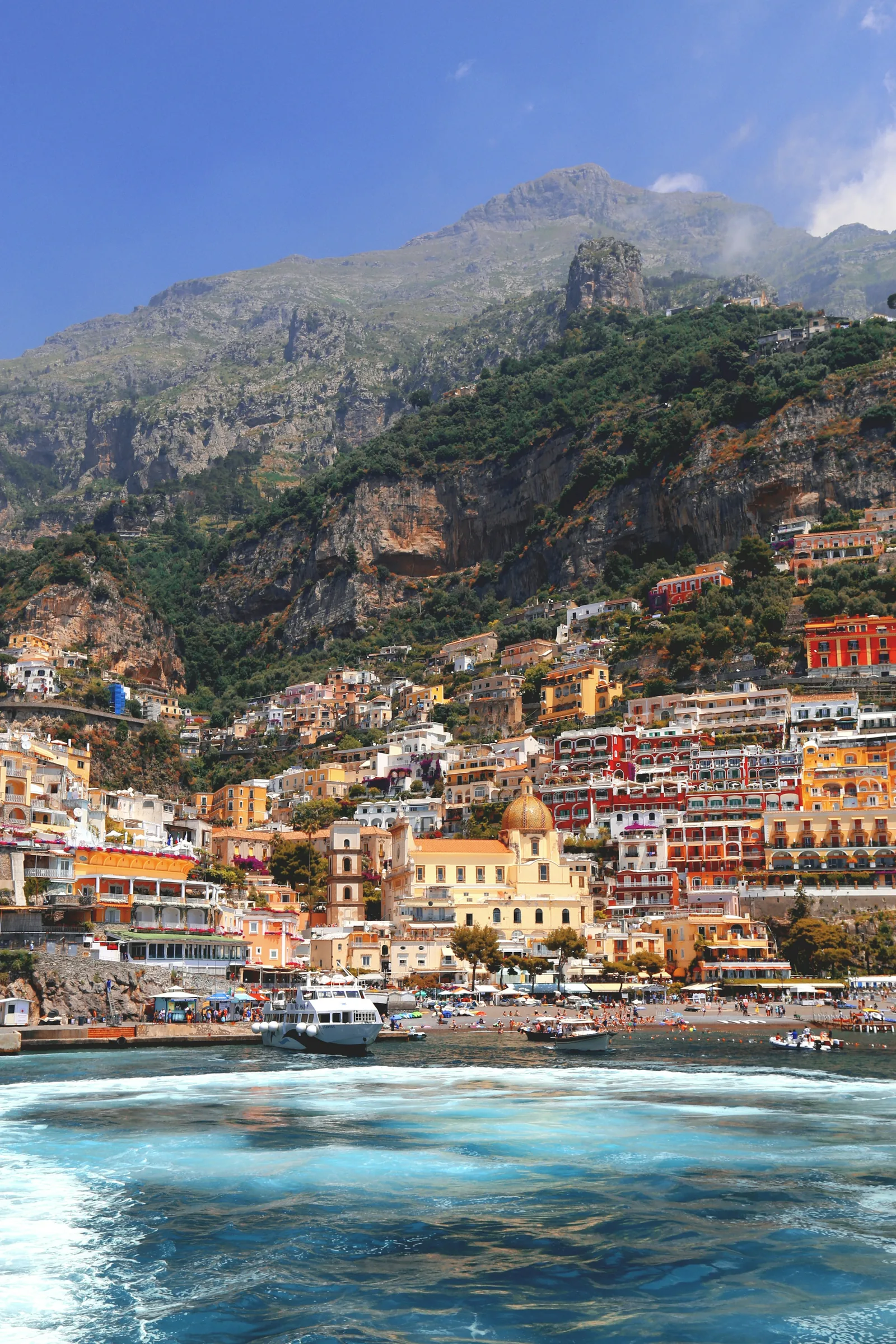 Paisagem costeira e casas de Positano, Itália