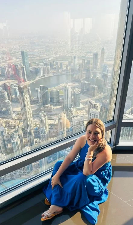 Adriana em Dubai, acervo Nosso Mundo Viagens